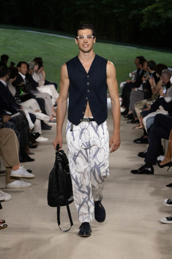 Fotoservizio/SS 2022/MEN/SFILATA/GIORGIO ARMANI/DP2/13