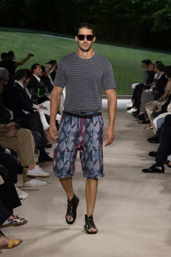 Fotoservizio/SS 2022/MEN/SFILATA/GIORGIO ARMANI/DP2/25