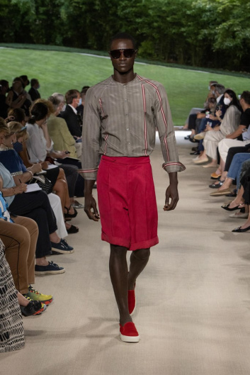 Fotoservizio/SS 2022/MEN/SFILATA/GIORGIO ARMANI/DP2/31