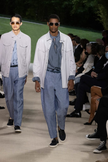 Fotoservizio/SS 2022/MEN/SFILATA/GIORGIO ARMANI/DP2/46