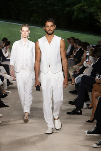 Fotoservizio/SS 2022/MEN/SFILATA/GIORGIO ARMANI/DP2/50