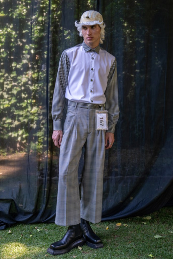 Fotoservizio/SS 2022/MEN/SFILATA/DIMA LEU/DP2/6