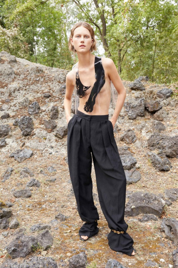 Fotoservizio/SS 2022/WOMEN/PRESENTAZIONE/KRIZIA/DP2/0