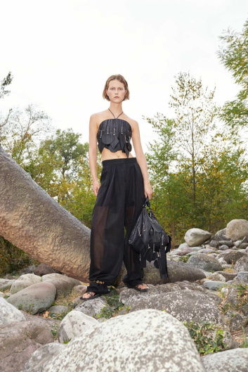 Fotoservizio/SS 2022/WOMEN/PRESENTAZIONE/KRIZIA/DP2/17