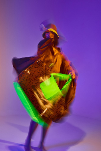 Fotoservizio/SS 2022/WOMEN/PRESENTAZIONE/OOF WEAR/DP2/4