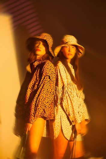 Fotoservizio/SS 2022/WOMEN/PRESENTAZIONE/OOF WEAR/DP2/13