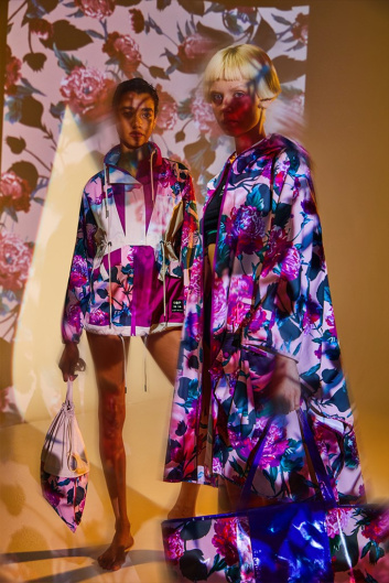 Fotoservizio/SS 2022/WOMEN/PRESENTAZIONE/OOF WEAR/DP2/14