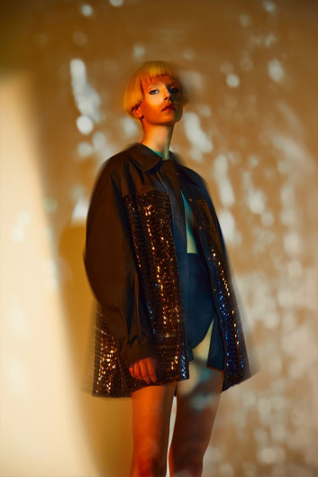 Fotoservizio/SS 2022/WOMEN/PRESENTAZIONE/OOF WEAR/DP2/23