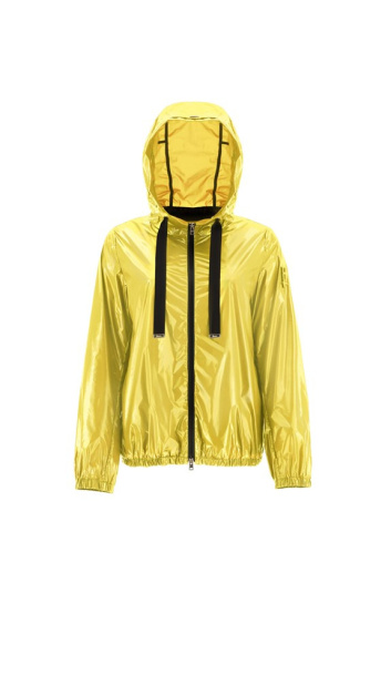 Fotoservizio/SS 2022/WOMEN/PRESENTAZIONE/HERNO/DP2/1