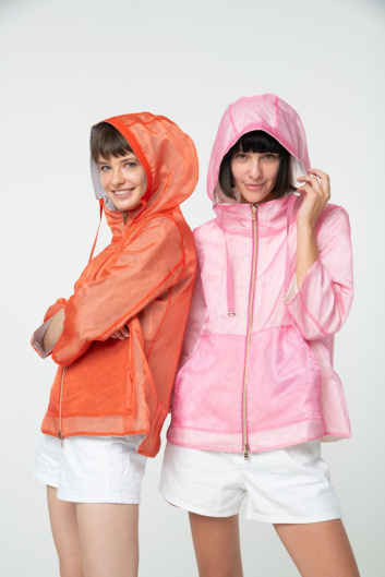 Fotoservizio/SS 2022/WOMEN/PRESENTAZIONE/HERNO/DP2/4