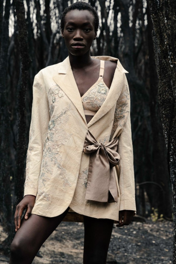 Fotoservizio/SS 2022/WOMEN/SFILATA/ANTONIO MARRAS/DP2/1