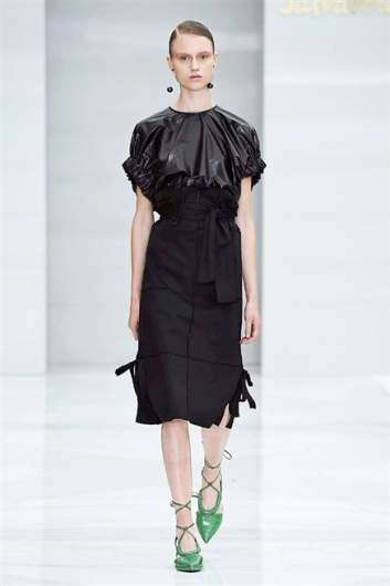 Fotoservizio/SS 2016/WOMEN/SALVATORE FERRAGAMO/DP1/3