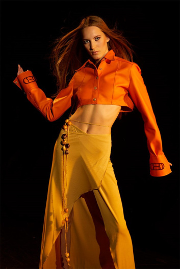 Fotoservizio/SS 2022/WOMEN/PRESENTAZIONE/RADICA STUDIO/DP2/0