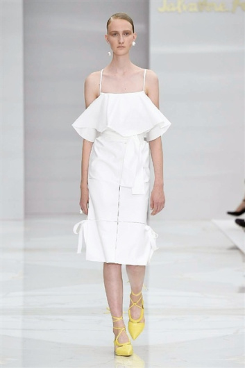 Fotoservizio/SS 2016/WOMEN/SALVATORE FERRAGAMO/DP1/6