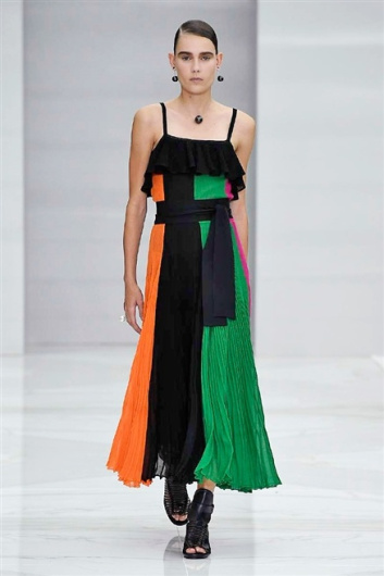 Fotoservizio/SS 2016/WOMEN/SALVATORE FERRAGAMO/DP1/10