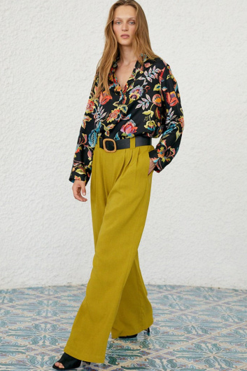 Fotoservizio/SS 2022/WOMEN/PRESENTAZIONE/MOMONì/DP2/9
