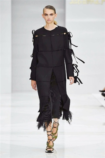 Fotoservizio/SS 2016/WOMEN/SALVATORE FERRAGAMO/DP1/17