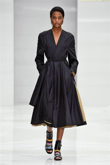 Fotoservizio/SS 2016/WOMEN/SALVATORE FERRAGAMO/DP1/21