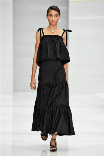 Fotoservizio/SS 2016/WOMEN/SALVATORE FERRAGAMO/DP1/23
