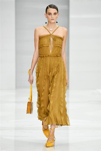 Fotoservizio/SS 2016/WOMEN/SALVATORE FERRAGAMO/DP1/24