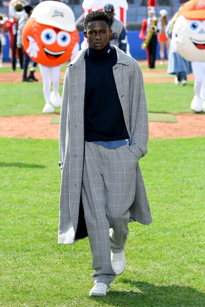 Fotoservizio/SS 2022/WOMEN/SFILATA/BOSS/DP2/8