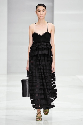 Fotoservizio/SS 2016/WOMEN/SALVATORE FERRAGAMO/DP1/26