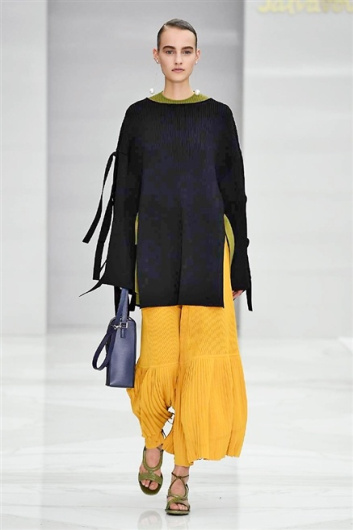 Fotoservizio/SS 2016/WOMEN/SALVATORE FERRAGAMO/DP1/31