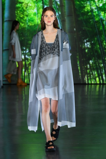 Fotoservizio/SS 2022/WOMEN/SFILATA/ANTEPRIMA/DP2/31