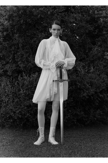 Fotoservizio/SS 2022/WOMEN/PRESENTAZIONE/ROMEO GIGLI/DP2/5