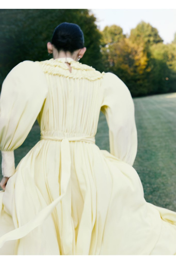 Fotoservizio/SS 2022/WOMEN/PRESENTAZIONE/ROMEO GIGLI/DP2/16