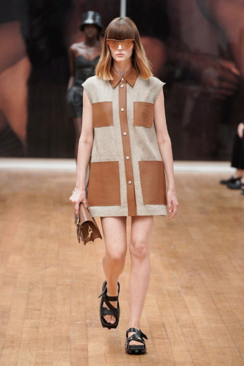 Fotoservizio/SS 2022/WOMEN/SFILATA/TOD'S/DP2/1