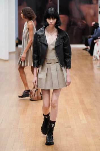 Fotoservizio/SS 2022/WOMEN/SFILATA/TOD'S/DP2/6