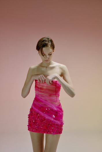Fotoservizio/SS 2022/WOMEN/PRESENTAZIONE/DES PHEMMES/DP2/9