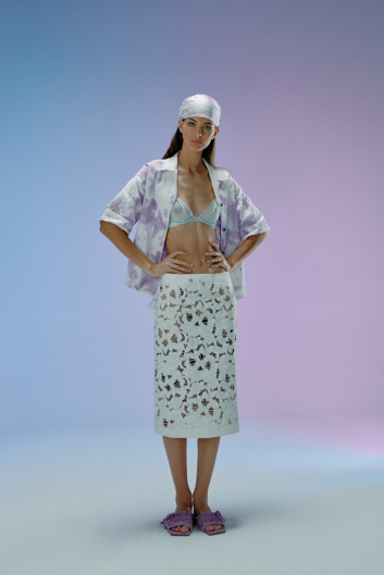 Fotoservizio/SS 2022/WOMEN/PRESENTAZIONE/DES PHEMMES/DP2/4