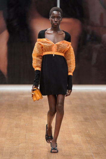 Fotoservizio/SS 2022/WOMEN/SFILATA/TOD'S/DP2/19