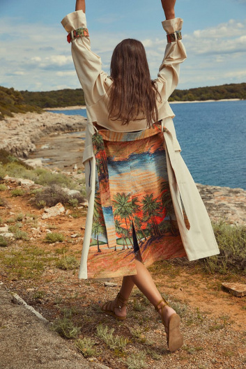 Fotoservizio/SS 2022/WOMEN/PRESENTAZIONE/BEATRICE .B/DP2/0