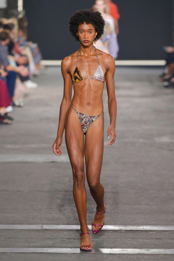 Fotoservizio/SS 2022/WOMEN/SFILATA/MISSONI/DP2/11