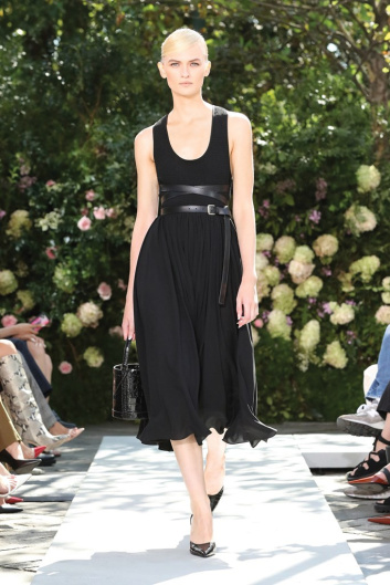 Fotoservizio/SS 2022/WOMEN/APPUNTAMENTO/MICHAEL KORS/DP2/8