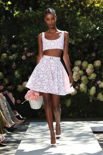 Fotoservizio/SS 2022/WOMEN/APPUNTAMENTO/MICHAEL KORS/DP2/39