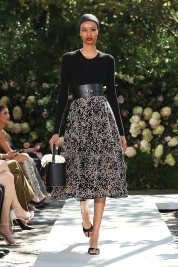 Fotoservizio/SS 2022/WOMEN/APPUNTAMENTO/MICHAEL KORS/DP2/46