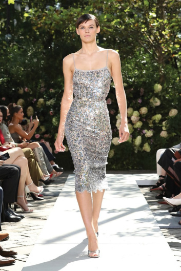 Fotoservizio/SS 2022/WOMEN/APPUNTAMENTO/MICHAEL KORS/DP2/57
