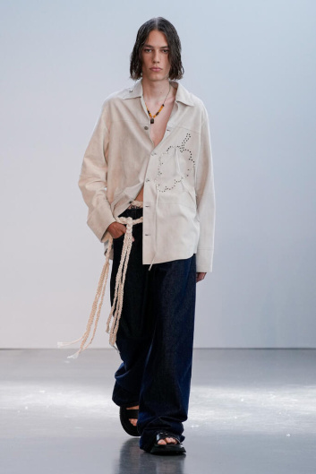 Fotoservizio/SS 2023/MEN/SFILATA/FEDERICO CINA/DP2/10
