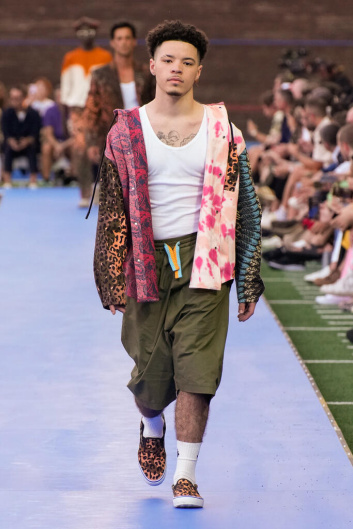 Fotoservizio/SS 2023/MEN/SFILATA/MARCELO BURLON COUNTY OF MILAN/DP2/6