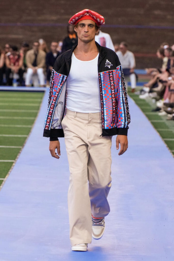 Fotoservizio/SS 2023/MEN/SFILATA/MARCELO BURLON COUNTY OF MILAN/DP2/4