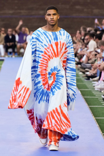 Fotoservizio/SS 2023/MEN/SFILATA/MARCELO BURLON COUNTY OF MILAN/DP2/16