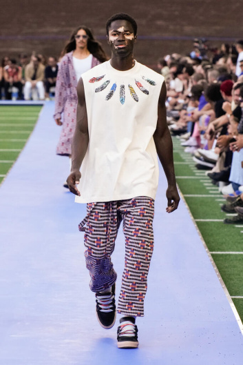 Fotoservizio/SS 2023/MEN/SFILATA/MARCELO BURLON COUNTY OF MILAN/DP2/12