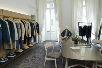 Fotoservizio/SS 2023/MEN/PRESENTAZIONE/BRETT JOHNSON/DP2/2