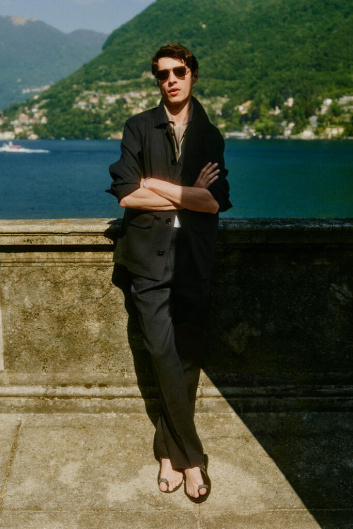 Fotoservizio/SS 2023/MEN/PRESENTAZIONE/BRIONI/DP2/8