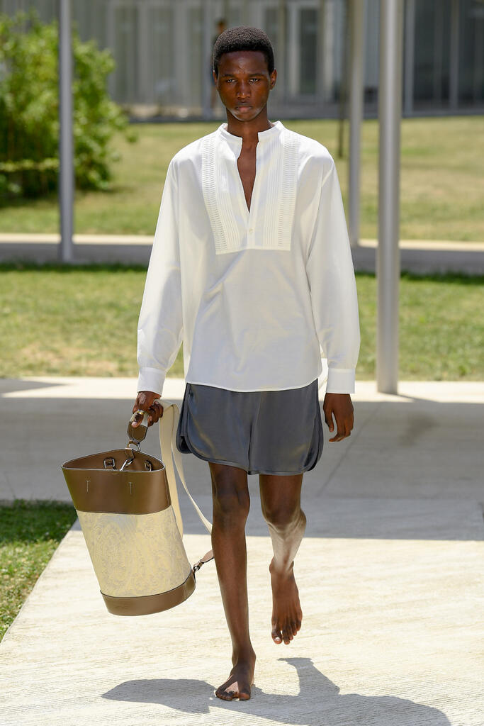 Fotoservizio/SS 2023/MEN/SFILATA/ETRO/DP2/7