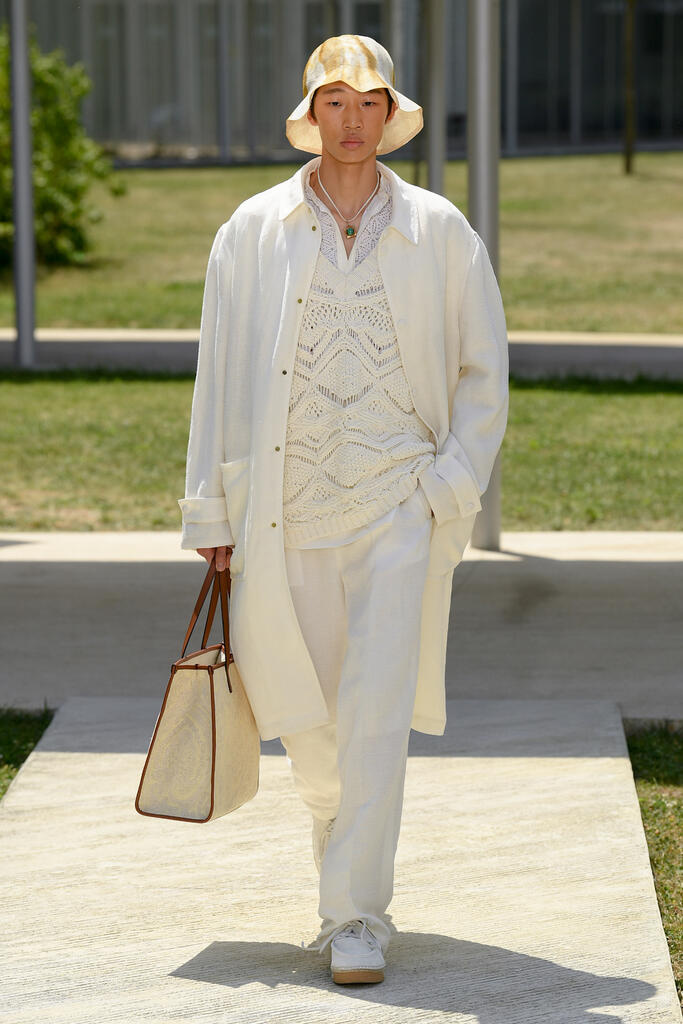 Fotoservizio/SS 2023/MEN/SFILATA/ETRO/DP2/8